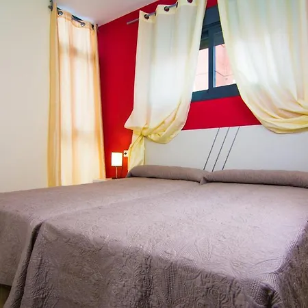 16:9 Playa Apartamento Almería